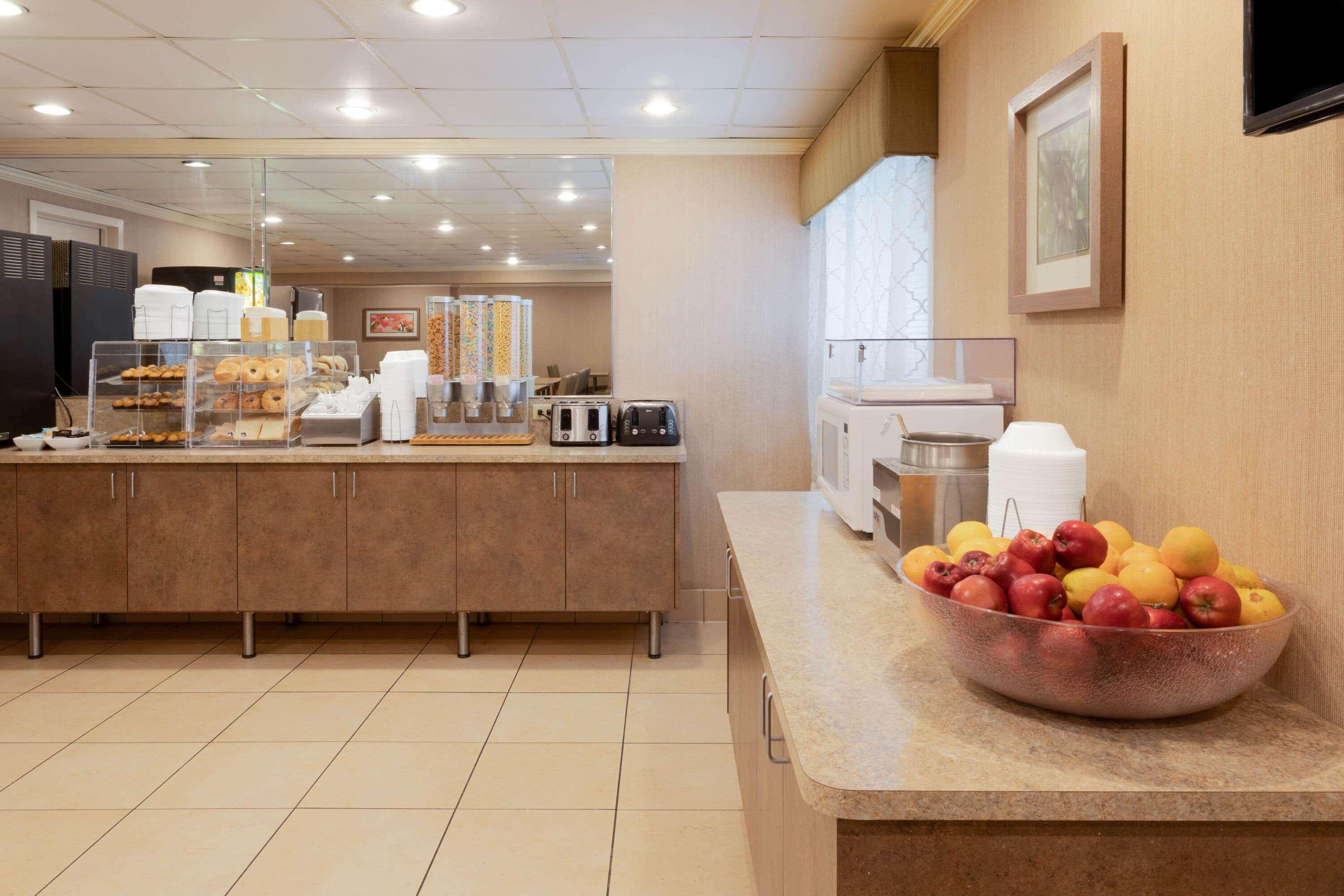 La Quinta Inn By Wyndham Minneapolis Airport Bloomington Exterior photo