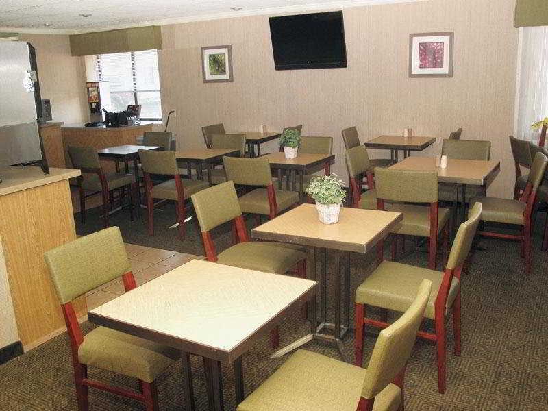 La Quinta Inn By Wyndham Minneapolis Airport Bloomington Exterior photo